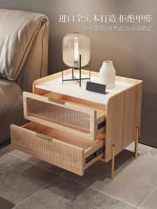 Nhanshiphang_Tu_dau_giuong_kieu_Y_7